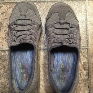 Skechers slip on sneakers